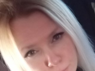 Erotski video chat -WhiteQueen-