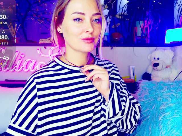 Emitiranje snimki zaslona _JuliaSpace_