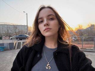 Erotski video chat -whitemoon-