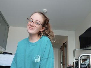 Erotski video chat 0nlysage444
