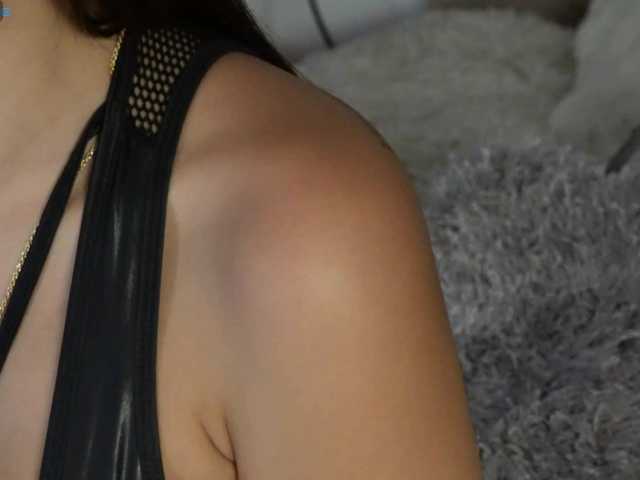 Emitiranje snimki zaslona AbellaCroft