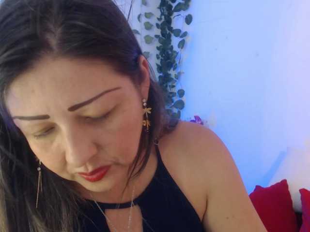 Fotografije Addison04 hello, follow me so that bonga enables me on twitter´´the sound of the tokens excites me´´ #mature #milf #bigass #bigboobs #dominatio @total n @sofar @remain