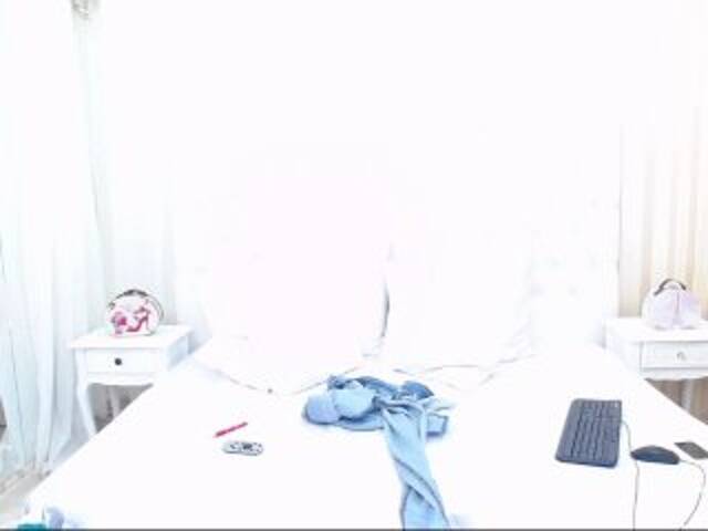 Emitiranje snimki zaslona AdellaydeTay