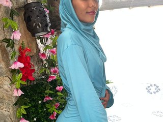Erotski video chat AdilaFaez