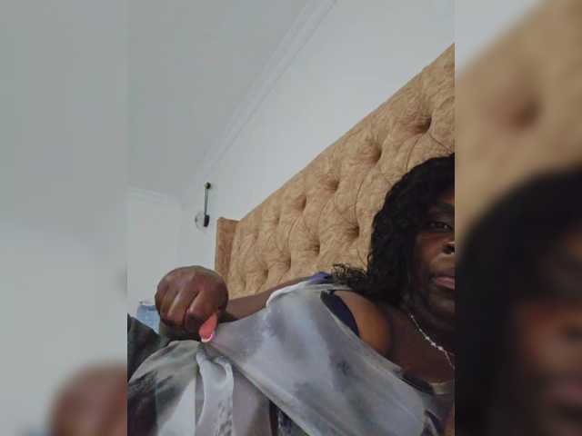 Emitiranje snimki zaslona AfricanShyQueen1