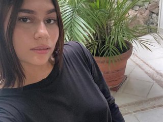 Erotski video chat AidaBitar