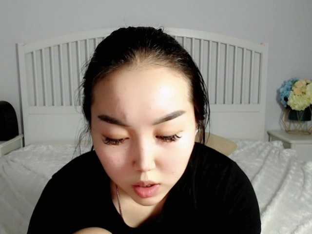 Fotografije AkemiChu Hello! Today I got a new toys, I'm ready to have fun and make something naughty, pvt is open! #asian #young #18 #cute