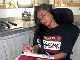 Erotski video chat Alana-11