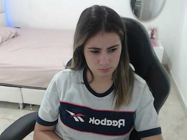 Emitiranje snimki zaslona Alanaperry