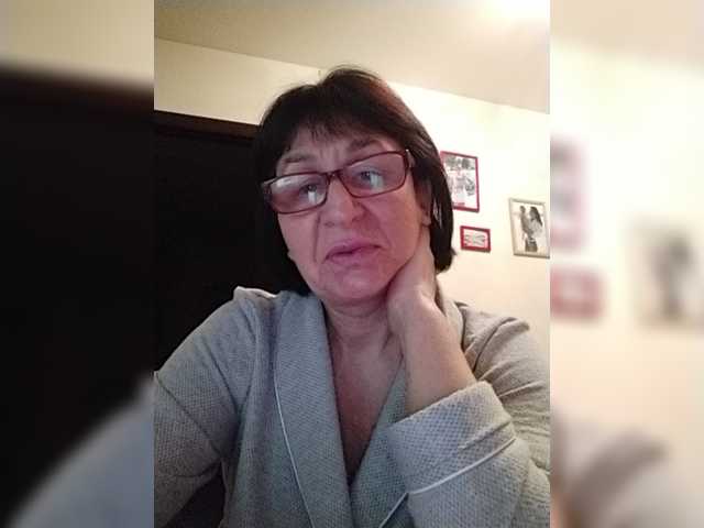Emitiranje snimki zaslona AlbinaXPretty
