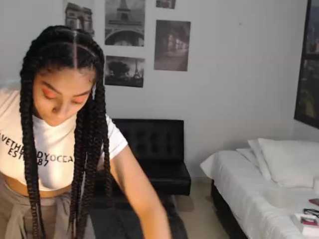 Fotografije alexamillers let's squirt for the last time this 2020#lovense #18 #latina #new #bigboob