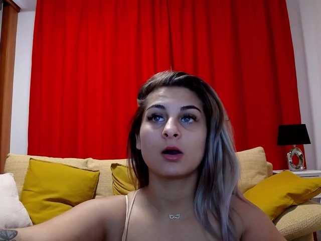 Emitiranje snimki zaslona alexia-playgirl