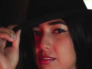 Erotski video chat alexxbeell