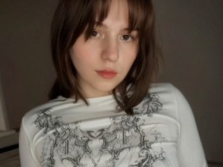 Erotski video chat Alice-Nour