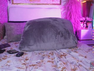 Erotski video chat AliciaKennet