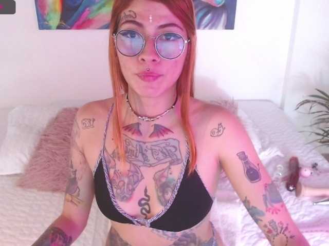 Fotografije AliciaLodge I escape from the area 51 to fuck with you ... CONTROL DOMI+ NAKED+FUCK ASS 666TIPS #new #teen #tattoo #pussy #lovense