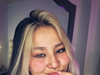 Erotski video chat Aliiceyong