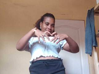 Erotski video chat AlineEdena