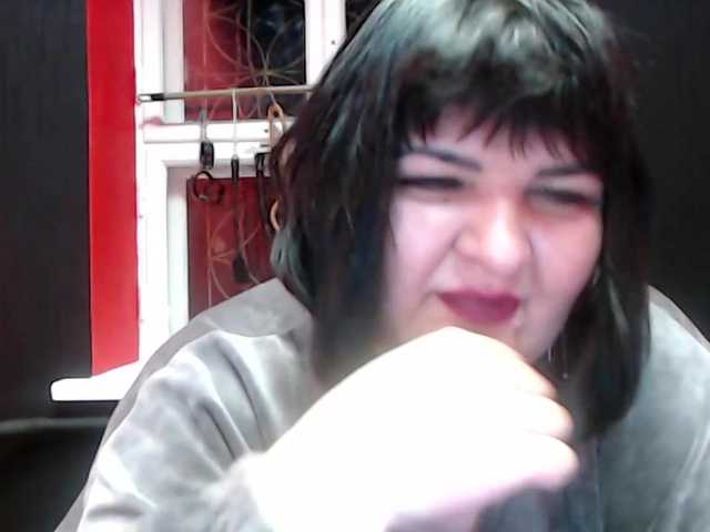 Emitiranje snimki zaslona AliraDom