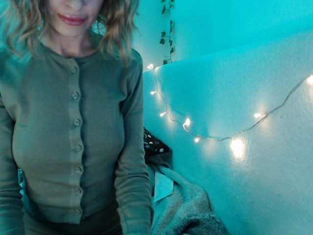 Fotografije Alisa-Nora hi im Alisa * favorite vib 25 50 88 181* when i feeel good -you will see me naked and squirt* want me 69*show face 77* snap 888*