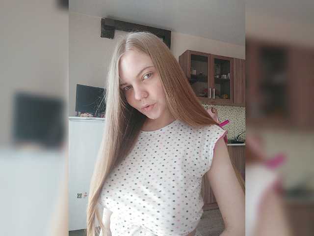 Fotografije alisekss8 Hello boys!) Im Alice, Im 24 age. Subscribe to me and put a heart!) Subscription for tokens!) I undress in private or in a group, not in public) Collecting tokens for a new camera!!)