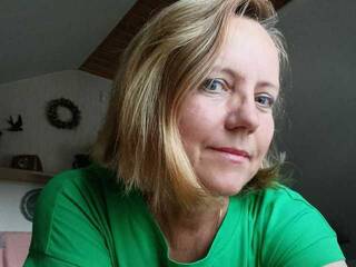 Erotski video chat AlitsiaKiver