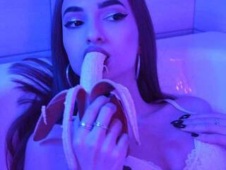 Erotski video chat AliyaEvans