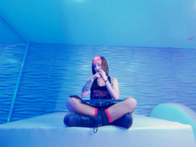 Emitiranje snimki zaslona AlliceBlue