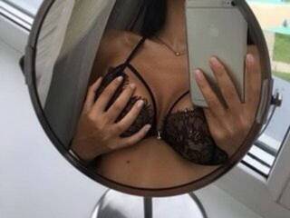 Erotski video chat Alissia_Kiss