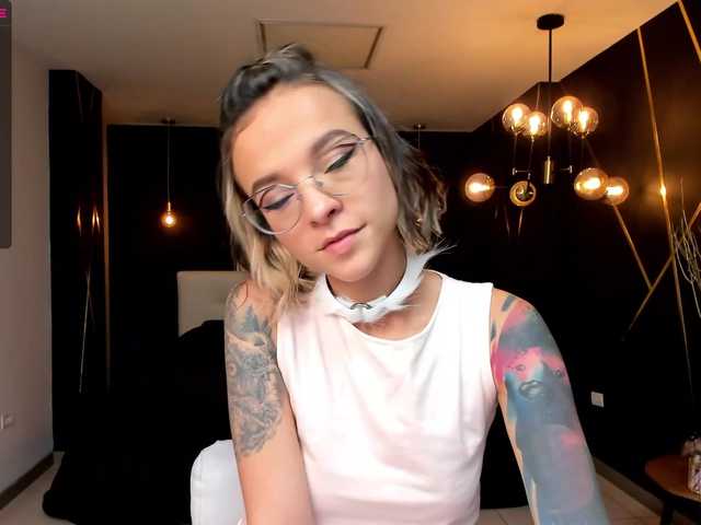 Fotografije AmyAddison • How’d you like to start? Cuz I do know how we need to finish, so pleased and wet♥cumshow@goal♥lovense on/640