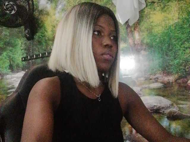 Emitiranje snimki zaslona AmyBlacks