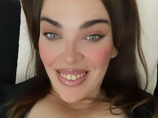 Erotski video chat AngelaEvans