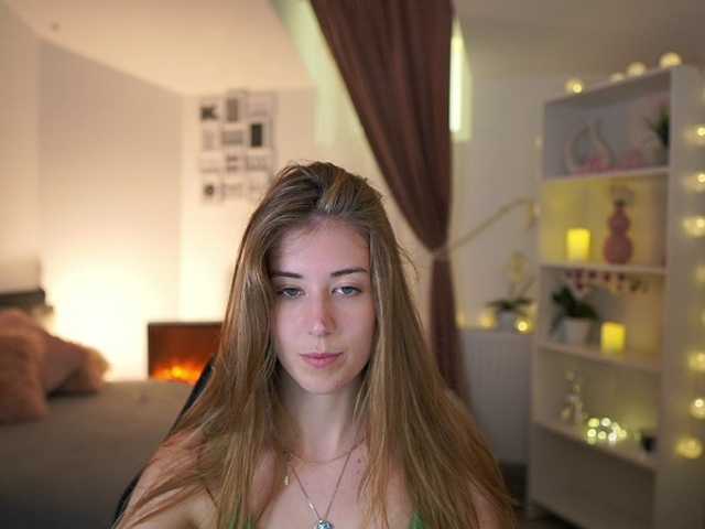 Emitiranje snimki zaslona AngelaWhite18