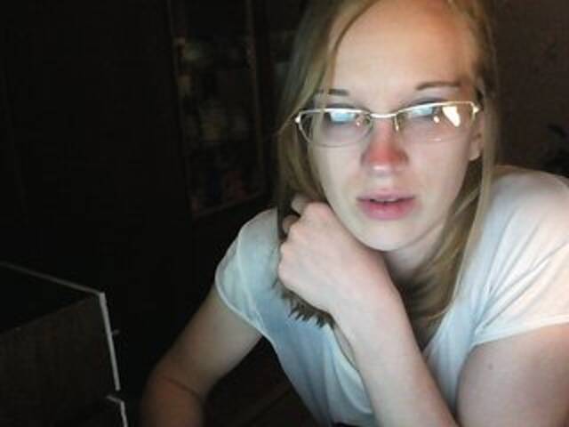 Emitiranje snimki zaslona Angelpussy1