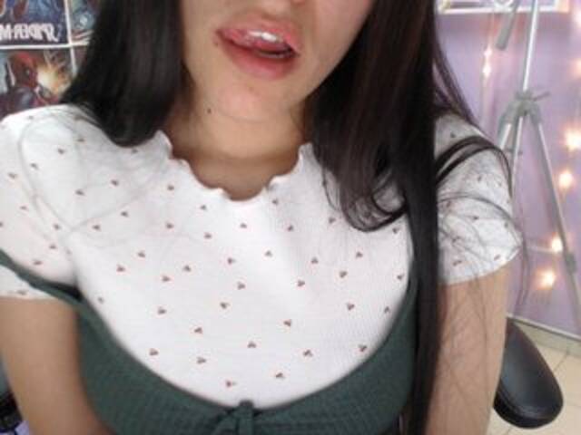 Emitiranje snimki zaslona Anniesclub