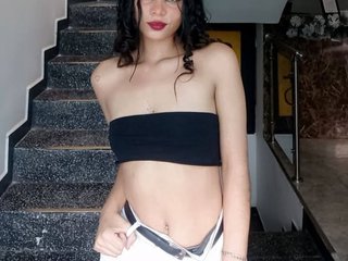 Erotski video chat AntonellaRuiiz