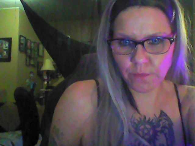 Emitiranje snimki zaslona Aphrodity69