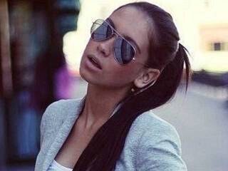 Erotski video chat ApriMoons