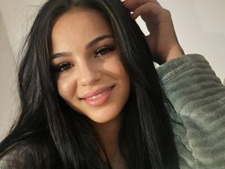 Erotski video chat ArielaRaven