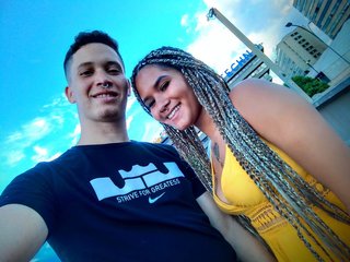 Erotski video chat ArthurandAlix