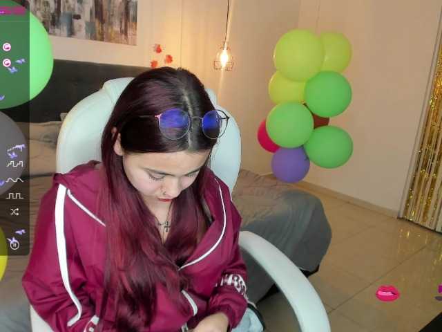 Emitiranje snimki zaslona AshelyGirl