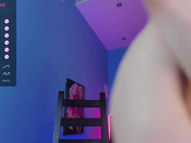 Emitiranje snimki zaslona Ashley-Dream