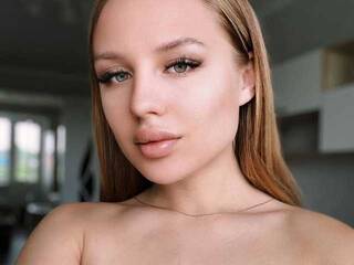 Erotski video chat Astii