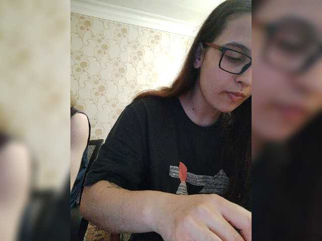Emitiranje snimki zaslona Love_Crew