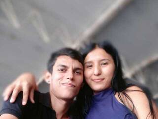 Erotski video chat AxelAndSheri