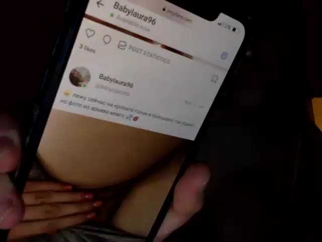 Fotografije babylaura96 15 -show boobs 20 -show pussy 25 -dildo my pussy 30 -touch my ass instagram lauraslu96_ or babylaura96