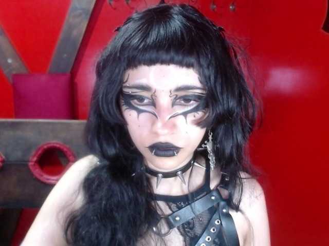 Emitiranje snimki zaslona CountessBathory