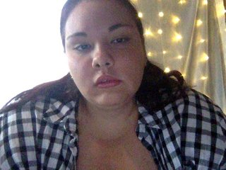 Fotografije bbwbaby4u LOVENSE IS ON! Shhhhh don't let my rommates hear me #lovense #domi #latina #busty #teen