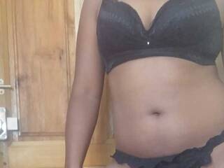 Erotski video chat Bhumii