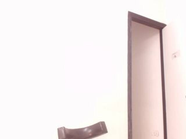 Emitiranje snimki zaslona BigBustyBlack